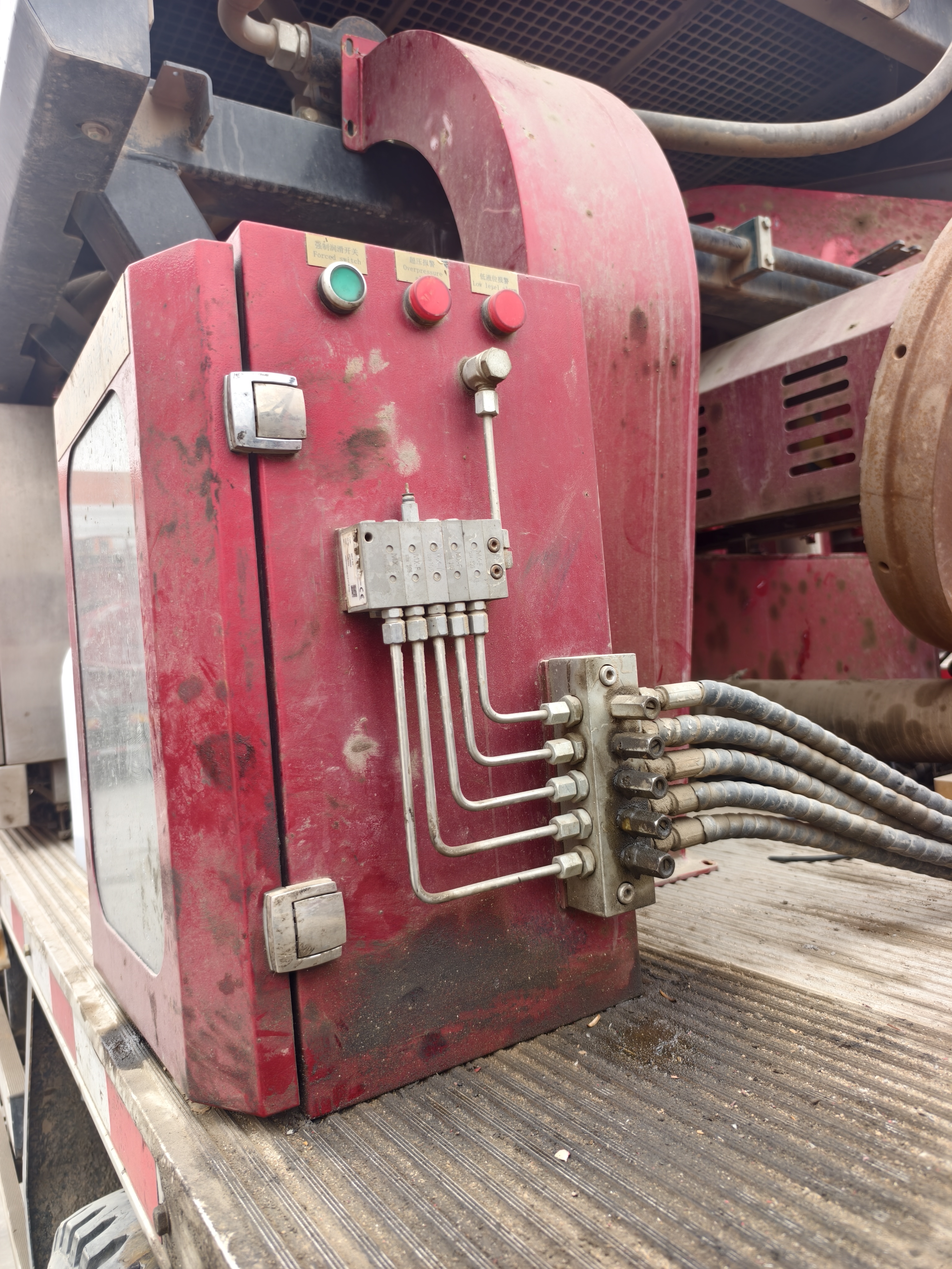 压裂车集中润滑系统